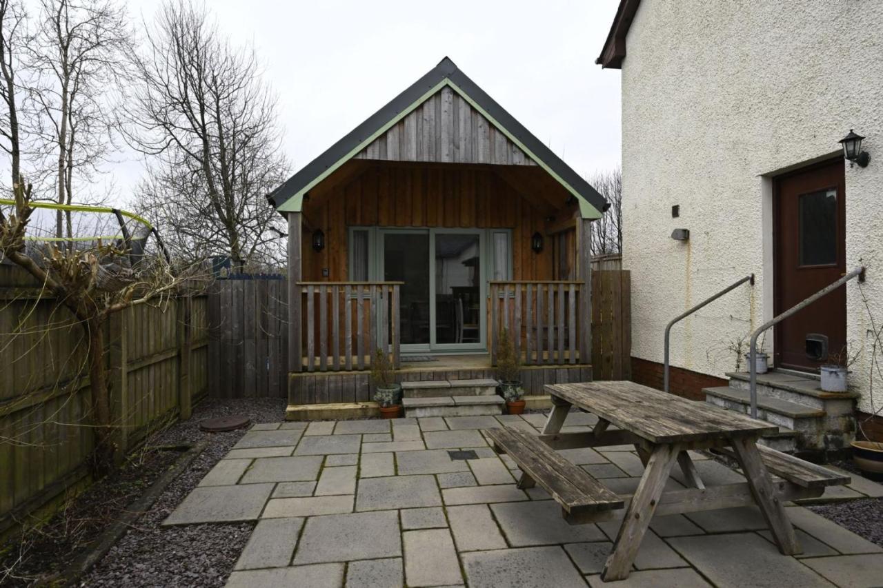 Fort William Chalet ภายนอก รูปภาพ